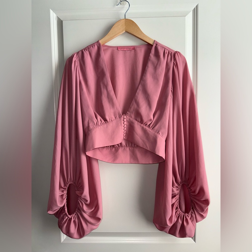 Signature8 Pink Blouse with Ruched Sleeves Womens size Small Whimsical
